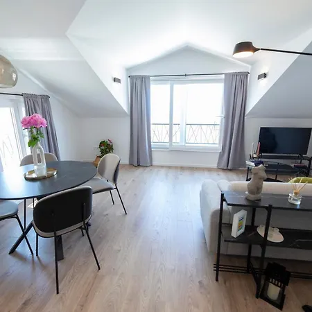 Appartement The Jazz Apartment, Old Town Located,free Parking *